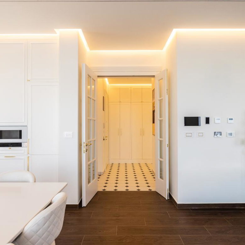 Petosoban stan za izdavanje, Sremska Kamenica, Novi Sad, 131m², 2.000 €/mes