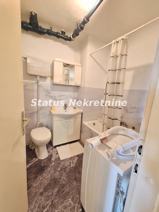 Stan Izdavanje Novi Sad  40 m2