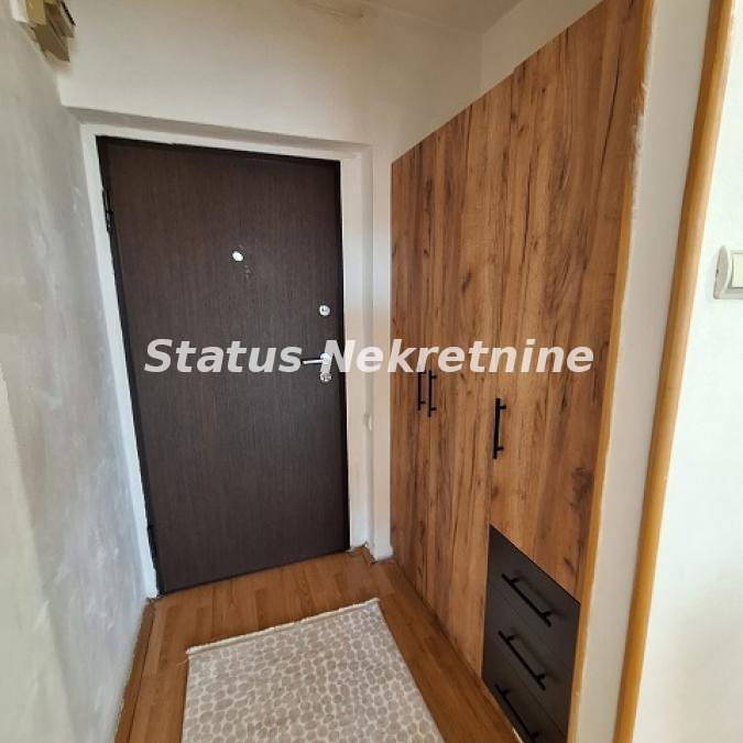 Stan Izdavanje Novi Sad  40 m2
