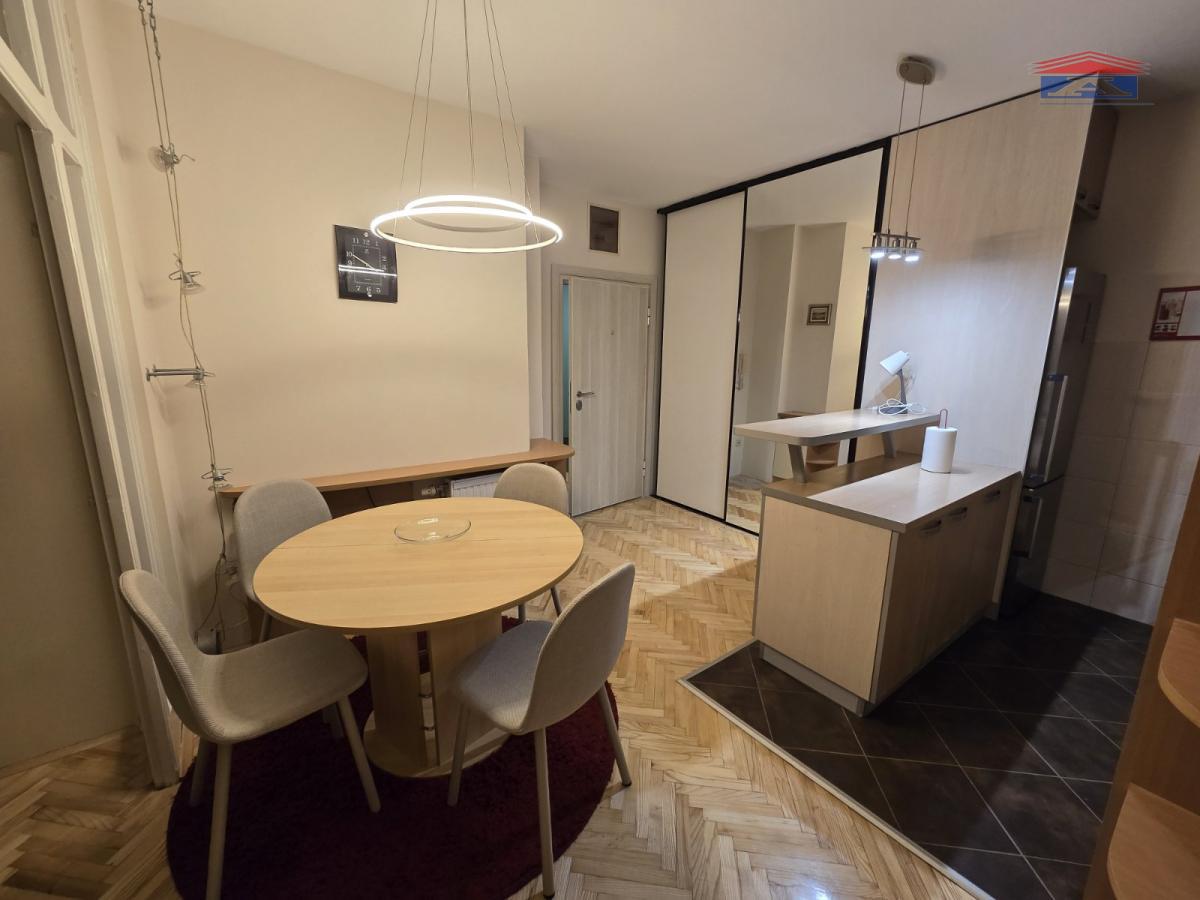 Stan Izdavanje Novi Sad  54 m2