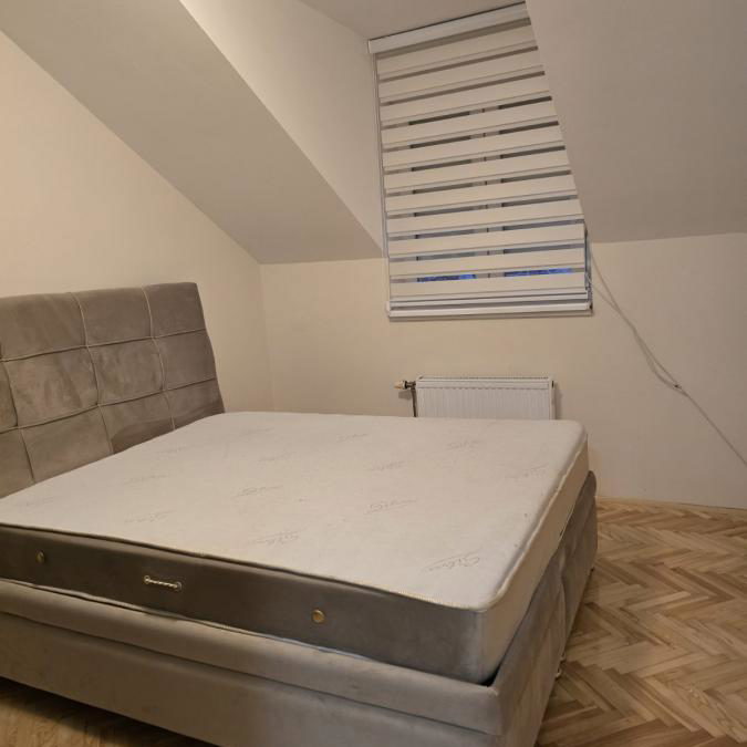 Dvosoban stan za izdavanje, Grbavica, Novi Sad, 54m², 450 €/mes