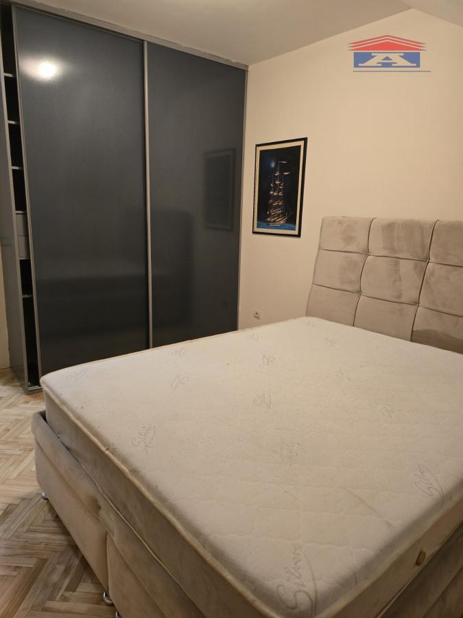 Dvosoban stan za izdavanje, Grbavica, Novi Sad, 54m², 450 €/mes