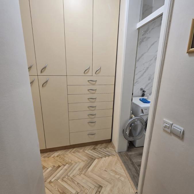 Dvosoban stan za izdavanje, Grbavica, Novi Sad, 54m², 450 €/mes