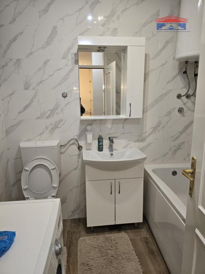 Dvosoban stan za izdavanje, Grbavica, Novi Sad, 54m², 450 €/mes