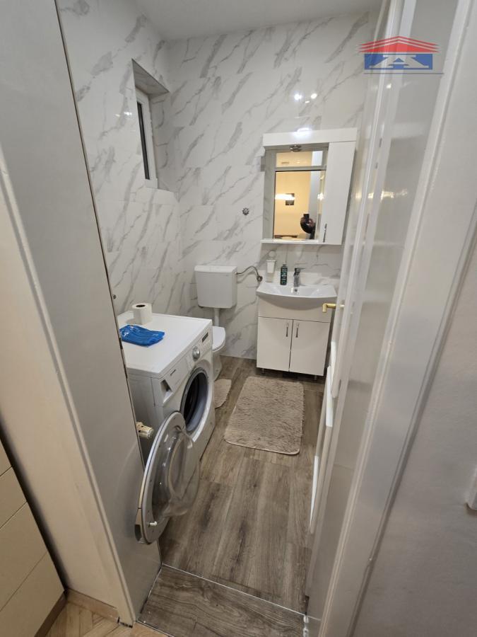Dvosoban stan za izdavanje, Grbavica, Novi Sad, 54m², 450 €/mes