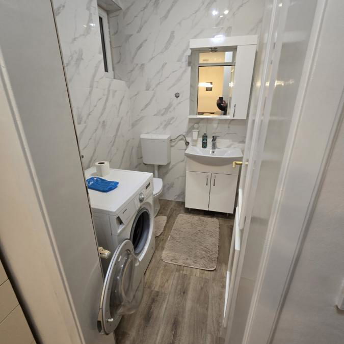 Dvosoban stan za izdavanje, Grbavica, Novi Sad, 54m², 450 €/mes
