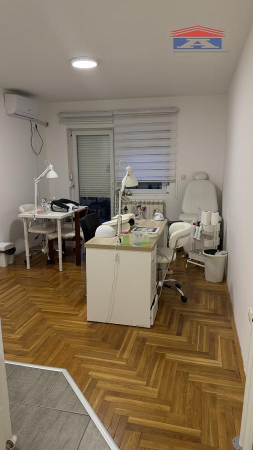 Stan Izdavanje Novi Sad  25 m2