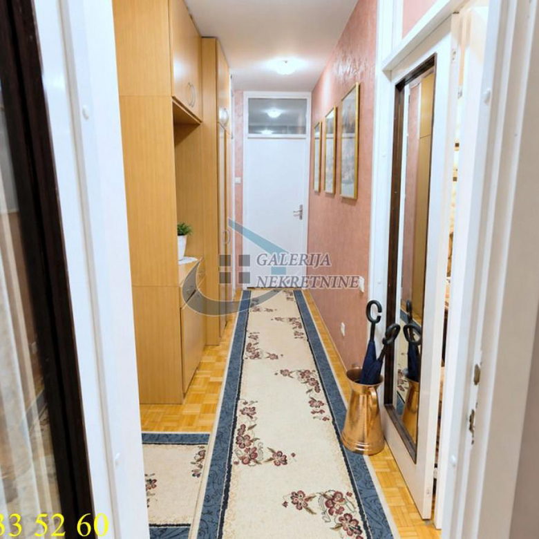 Dvosoban stan na prodaju, Cerak Vinogradi, Beograd, 65m², 239.000 €