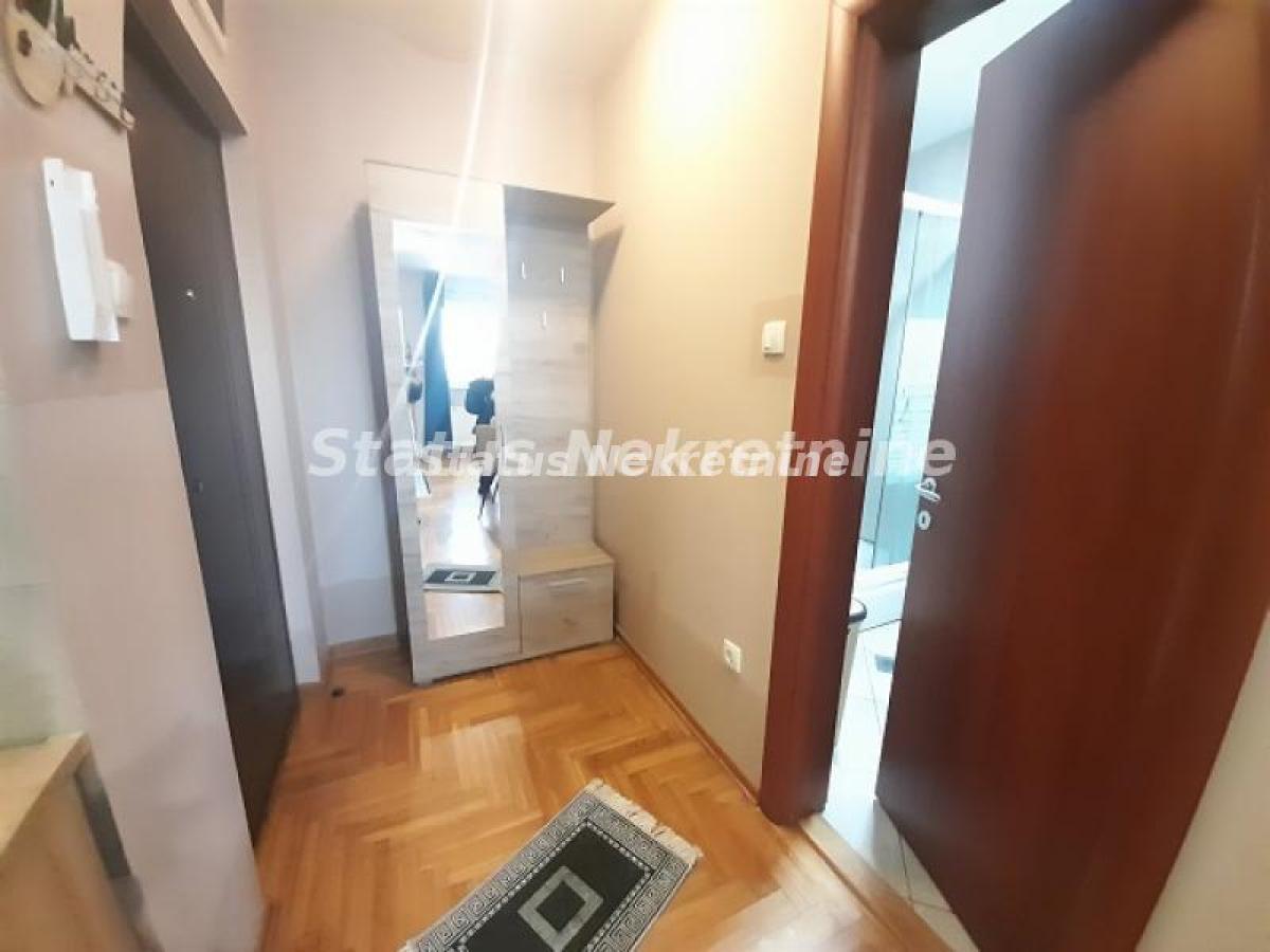 index Stan Izdavanje Novi Sad 26 m2
