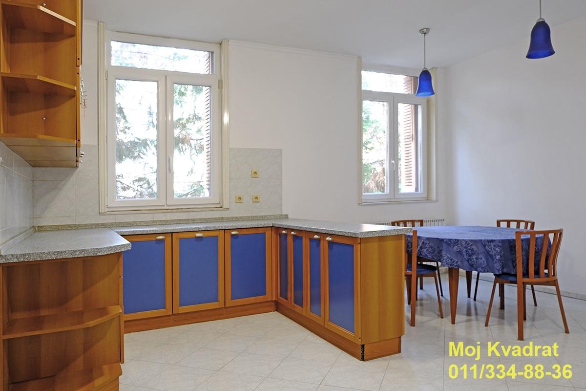 Stan Prodaja Beograd Stan Prodaja Beograd FON 163 m2