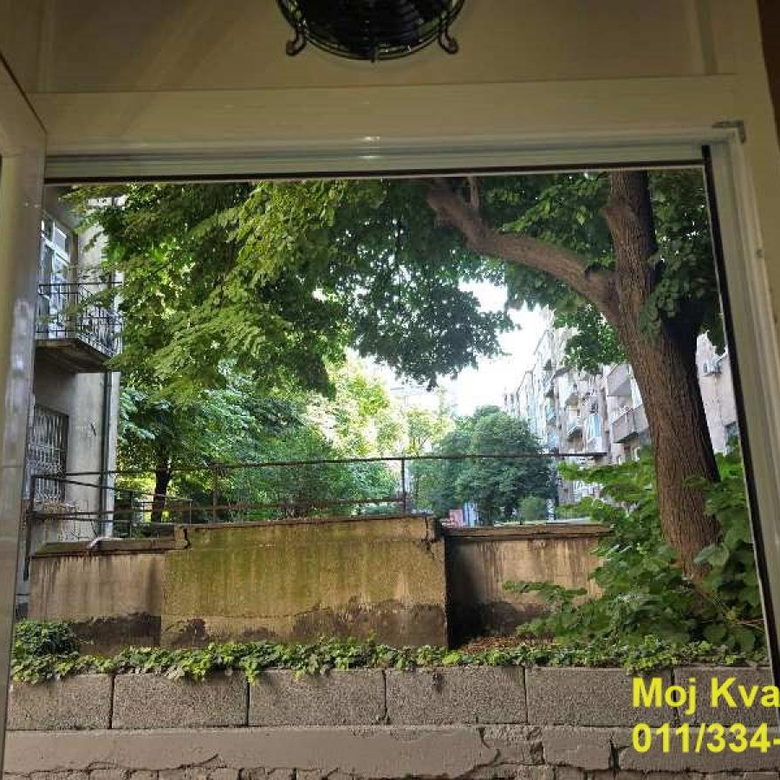 Lokal za izdavanje, Pravni Fakultet – Vračar, Beograd, 40m², 1.500 €/mes