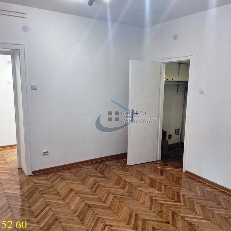 Stan Izdavanje Beograd Dorćol 88 m2