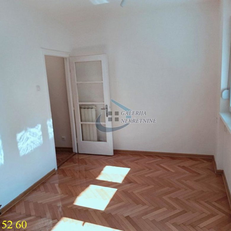 Stan Izdavanje Beograd Dorćol 88 m2