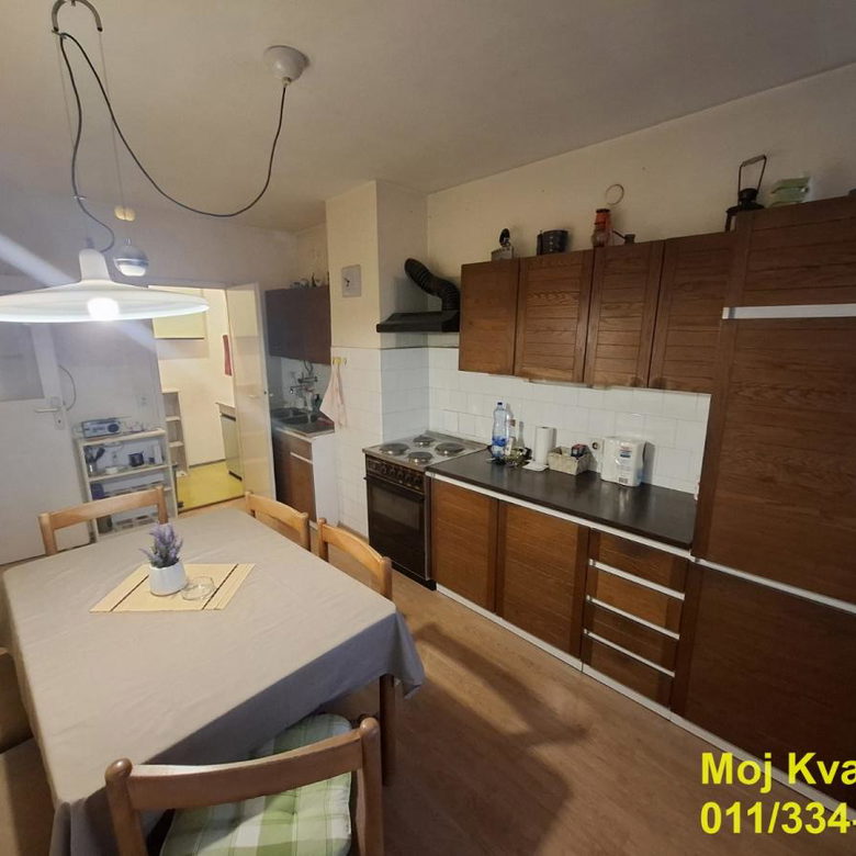 Stan Prodaja Beograd Blok 21 76 m2