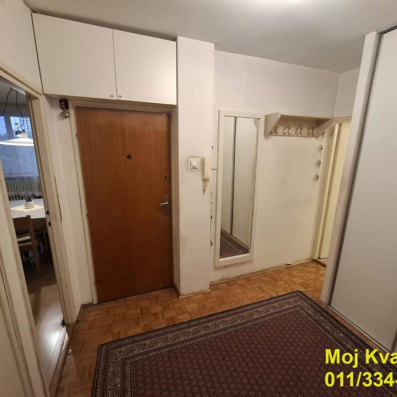 Dvosoban stan na prodaju, Blok 21, Beograd, 76m², 278.500 €