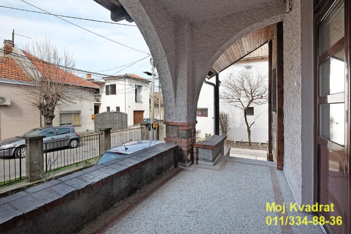 index Četvorosoban stan na prodaju, Dušanovac, Beograd, 77m², 268.500 €