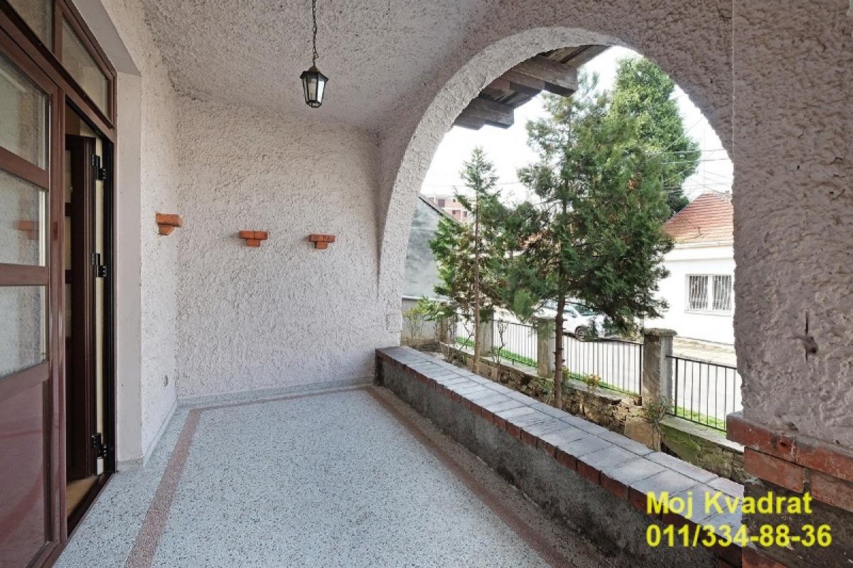 index Četvorosoban stan na prodaju, Dušanovac, Beograd, 77m², 268.500 €