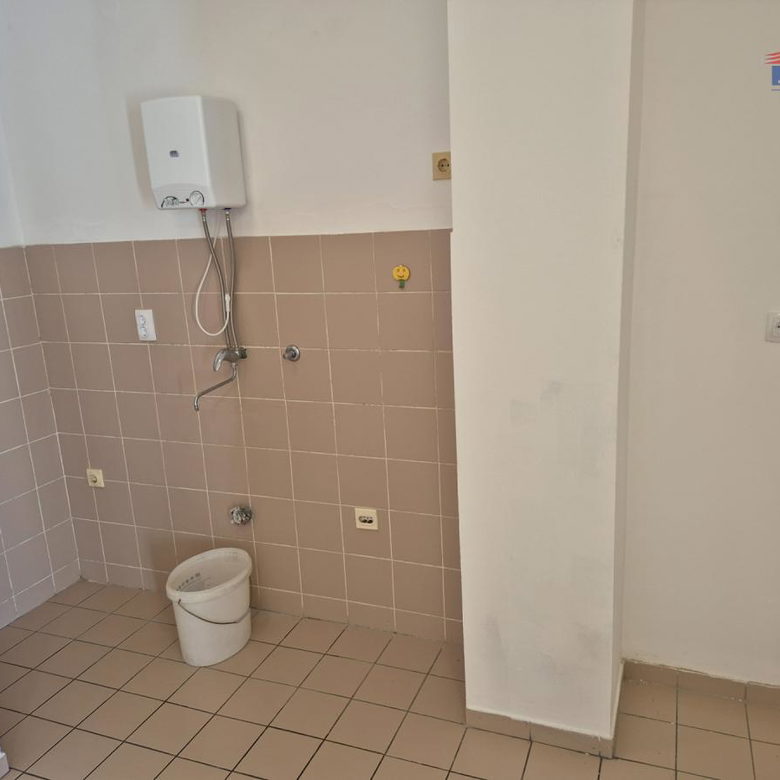 Stan Izdavanje Novi Sad  36 m2
