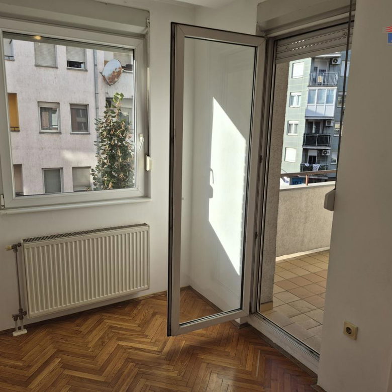Stan Izdavanje Novi Sad  36 m2