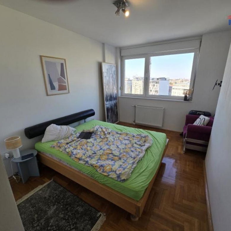 Stan Izdavanje Novi Sad  56 m2