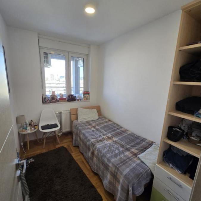 Stan Izdavanje Novi Sad  56 m2