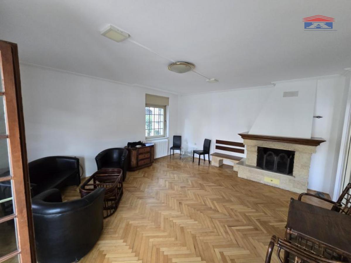 Lokal Izdavanje Novi Sad Lokal Izdavanje Novi Sad 220 m2