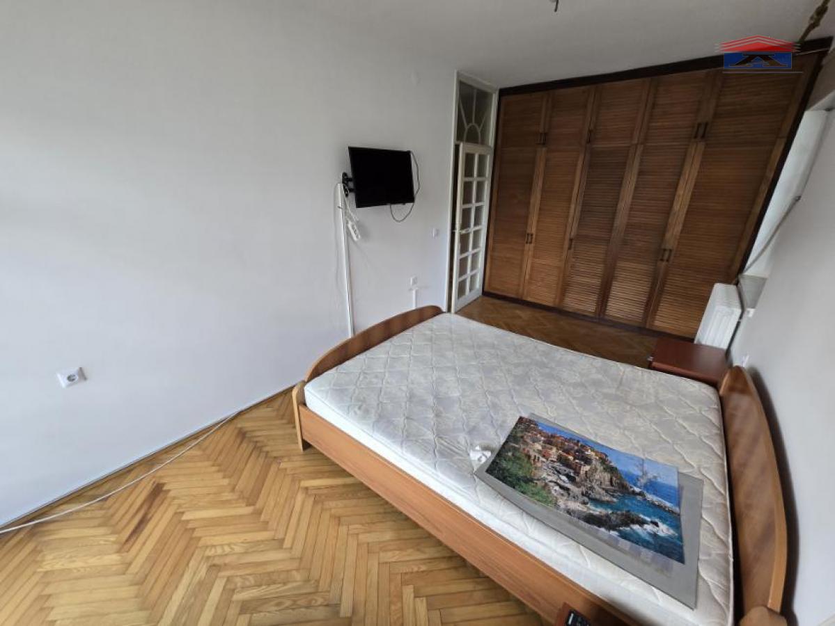 index Lokal za izdavanje, Adamovićevo Naselje, Novi Sad, 220m², 1.200 €/mes
