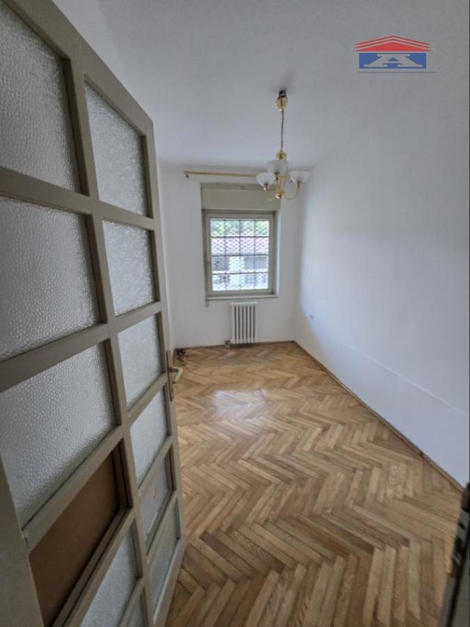 index Lokal za izdavanje, Adamovićevo Naselje, Novi Sad, 220m², 1.200 €/mes