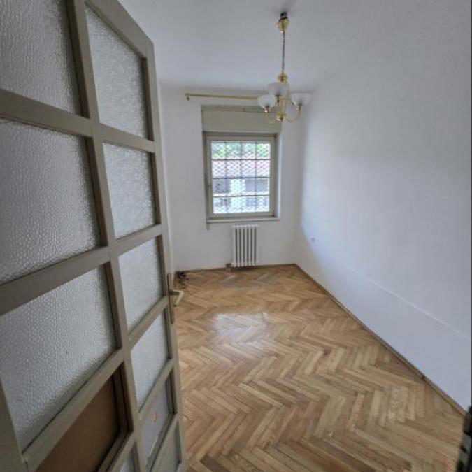 Lokal za izdavanje, Adamovićevo Naselje, Novi Sad, 220m², 1.200 €/mes