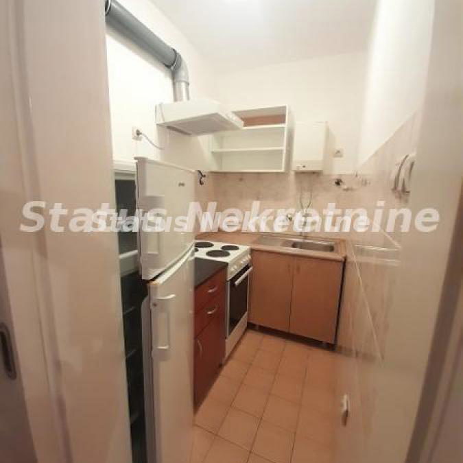 Stan Izdavanje Novi Sad  33 m2