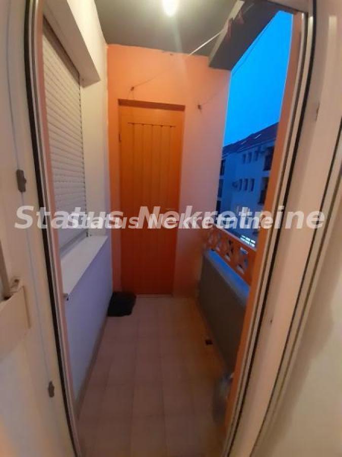 Stan Izdavanje Novi Sad  33 m2