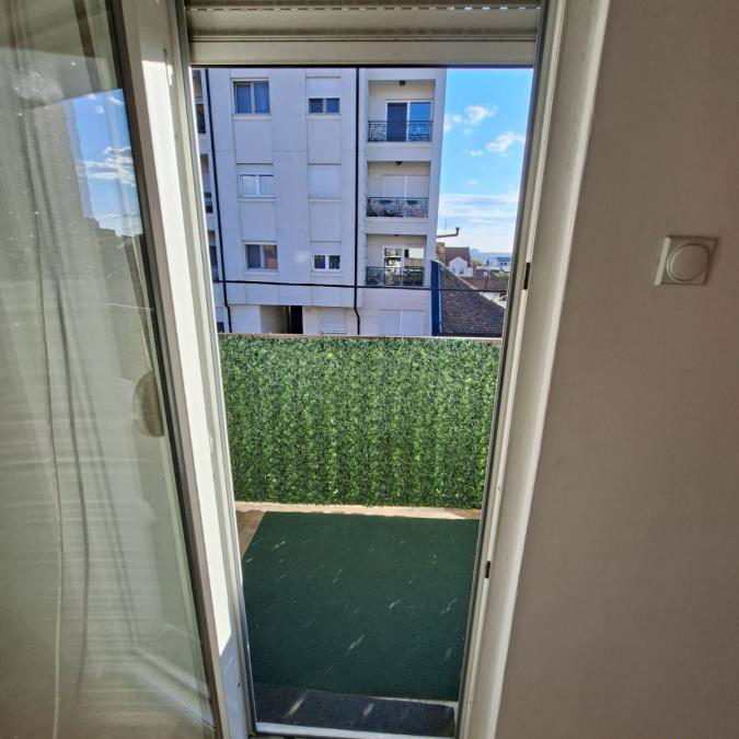 Dvoiposoban stan na prodaju, Cvetkova Pijaca, Beograd, 56m², 180.000 €