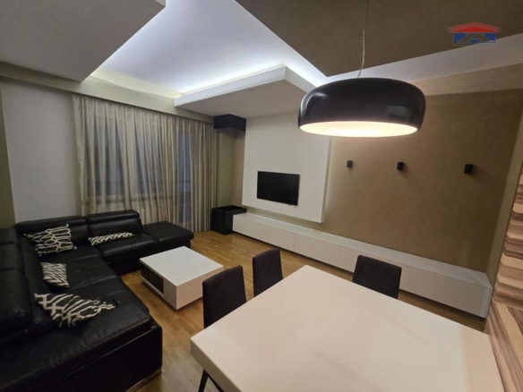 Stan Izdavanje Novi Sad  90 m2