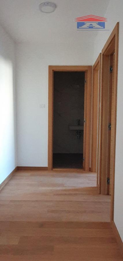 Lokal Izdavanje Novi Sad  60 m2