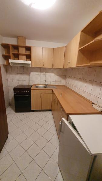 Dvosoban stan za izdavanje, Grbavica, Novi Sad, 50m², 260 €/mes