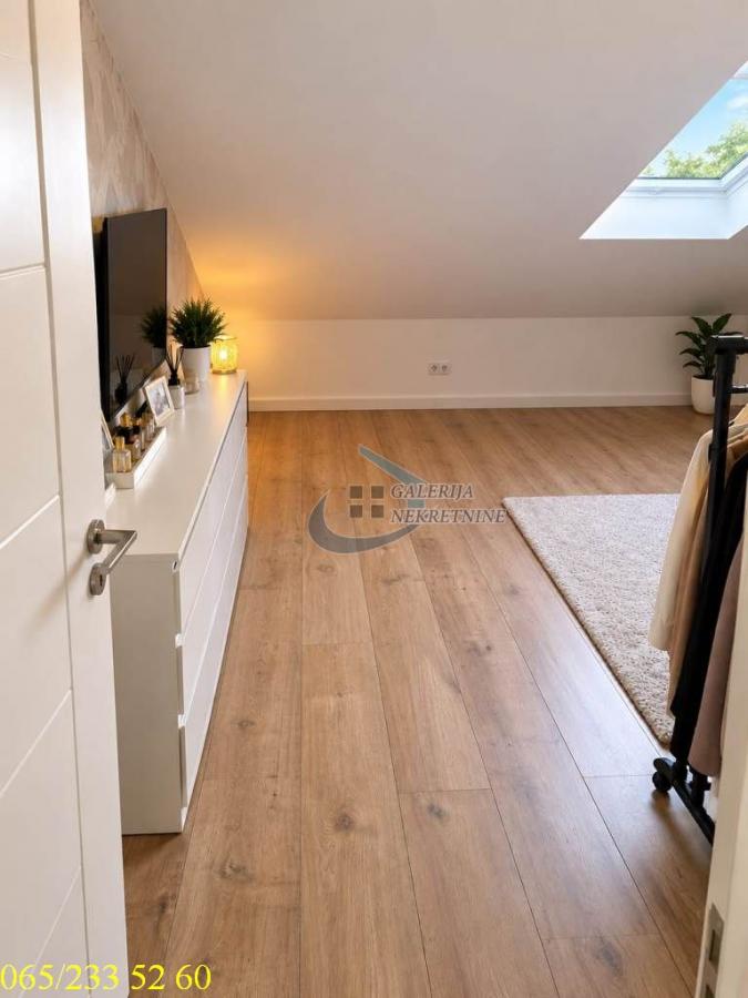 index Trosoban stan na prodaju, Karaburma, Beograd, 85m², 190.000 €