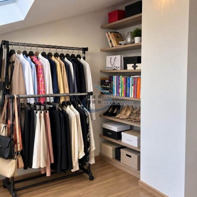 Trosoban stan na prodaju, Karaburma, Beograd, 85m², 190.000 €