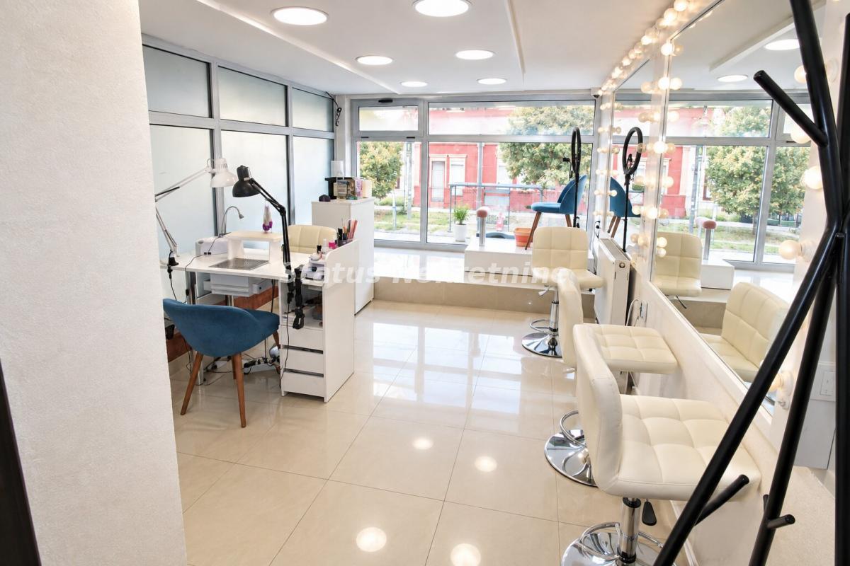 Lokal Prodaja Novi Sad  78 m2