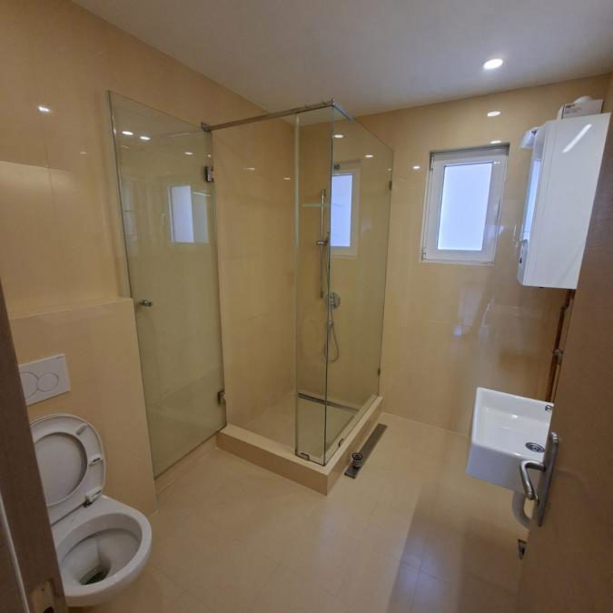 Četvoroiposoban stan na prodaju, Voždovačka Crkva, Beograd, 123m², 369.000 €