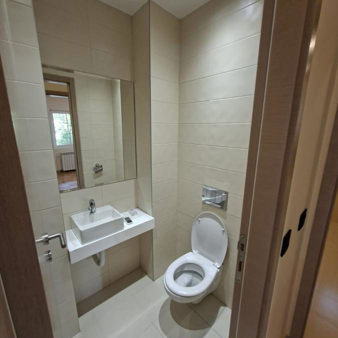 Četvoroiposoban stan na prodaju, Voždovačka Crkva, Beograd, 123m², 369.000 €
