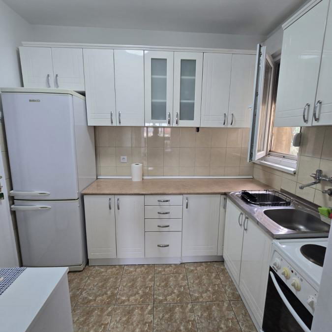 Stan Izdavanje Novi Sad  52 m2