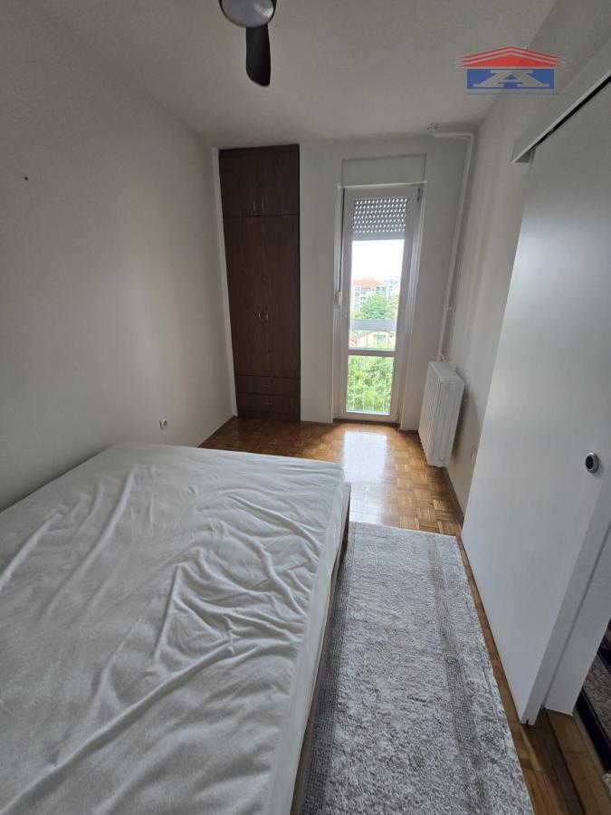 index Dvosoban stan za izdavanje, Grbavica, Novi Sad, 52m², 600 €/mes
