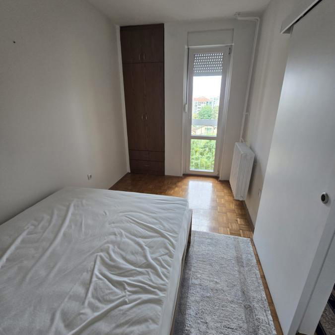 Dvosoban stan za izdavanje, Grbavica, Novi Sad, 52m², 600 €/mes
