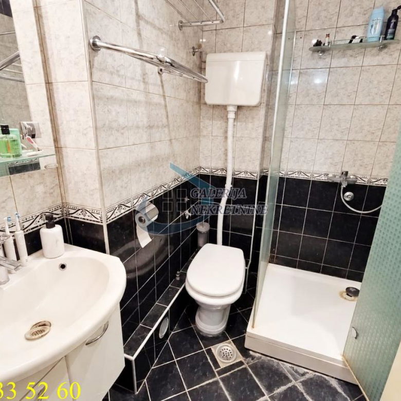 Troiposoban stan na prodaju, Cerak Vinogradi, Beograd, 84m², 251.900 €
