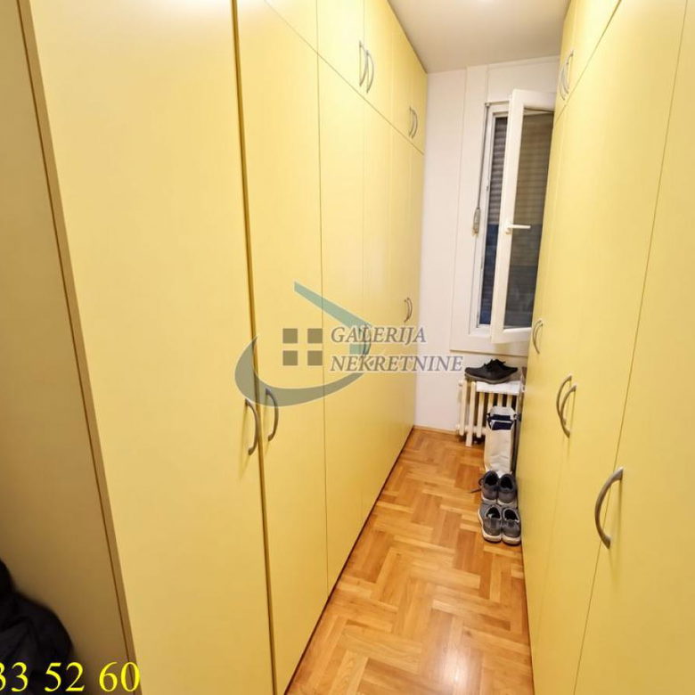 Troiposoban stan na prodaju, Cerak Vinogradi, Beograd, 84m², 251.900 €