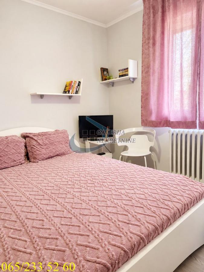 index Trosoban stan na prodaju, Cerak, Beograd, 100m², 325.000 €