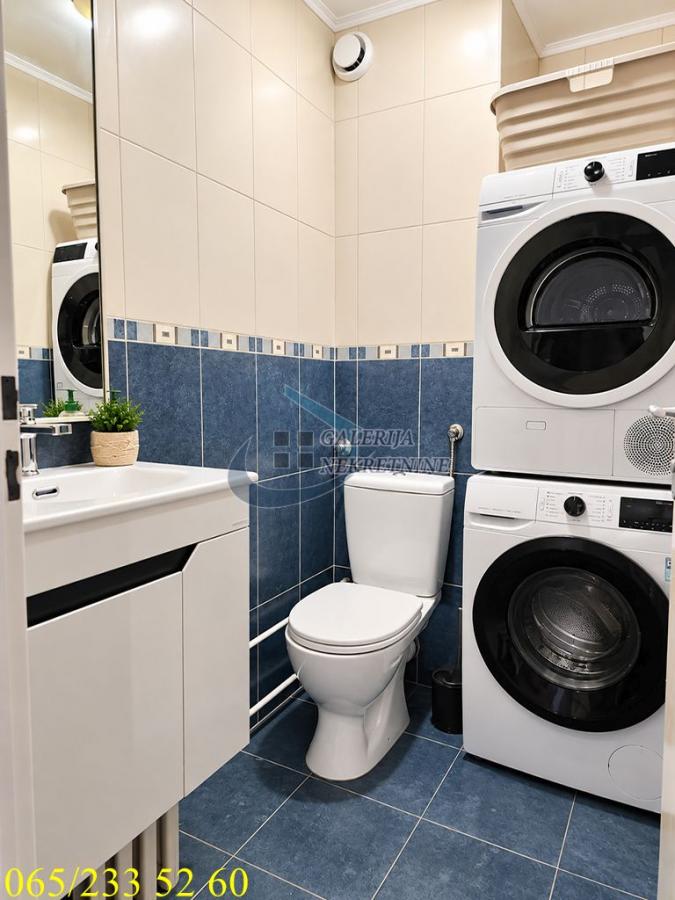 index Trosoban stan na prodaju, Cerak, Beograd, 100m², 325.000 €