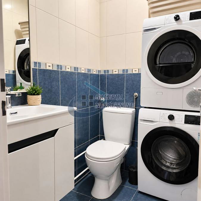 Trosoban stan na prodaju, Cerak, Beograd, 100m², 325.000 €