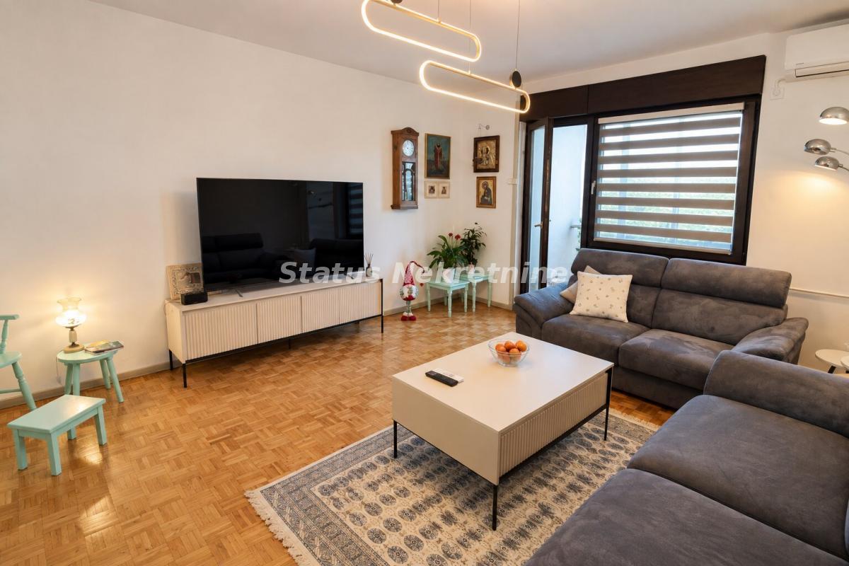 Stan Prodaja Novi Sad  99 m2