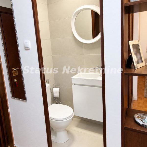 Stan Prodaja Novi Sad  99 m2